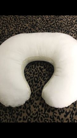Boppy pillow