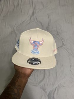 Hardwood Classic 40th Anniversary Bulls Fitted