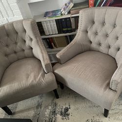 Living Room Accent Chairs
