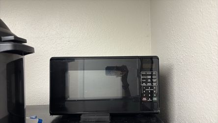 microwave, kitchen bar stools, tv stand, couch