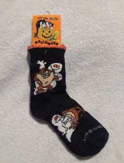 Vintage Looney tunes Halloween taz with ghosts adult size crew socks