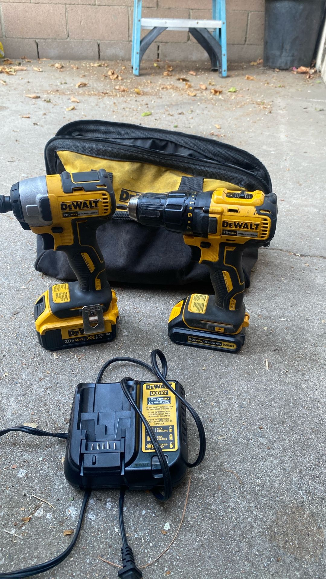 Dewalt Drill Set