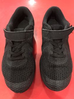 Nike Boys Sneakers $7.00