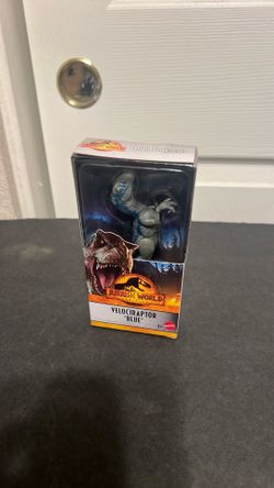 Jurassic World Dominion Dinosaur Figure Velociraptor Blue