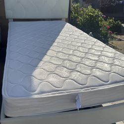 Beutiful Twin Bed With Good Mattress