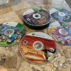 XBOX 360 GAMES Lot 19  Games MINECRAFT Oblivion LEGO Tomb RAIDER Bundle NO CASES