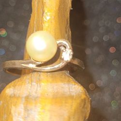 Vintage 10kt Pearl Diamond Ring Sz 6