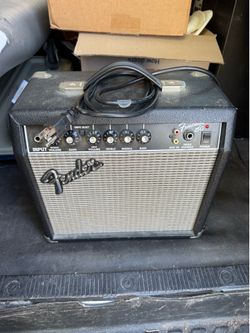 Fender Frontman 15R Amplifier Gently Used