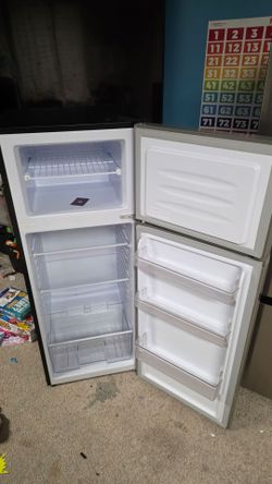 Small Refrigerator used for 6 months