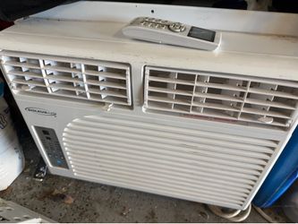 Soleus 10000 BTU window ac unit
