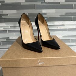 Louboutin Black Heels 35.5