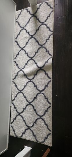 2 Small  rug and matching runner