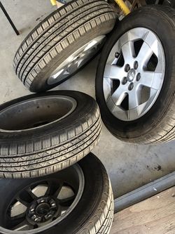 15 inch 5x100 Toyota Prius Wheels. New Tires.