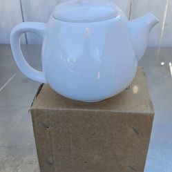 24oz Tea Pots - Brand New In Box