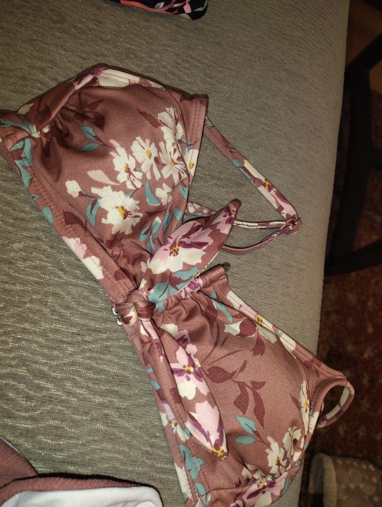 Shein Cheeky Bikini Bottom With Matching Tie At The Neck Bikini Top
