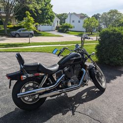 2004 Honda VT1100C