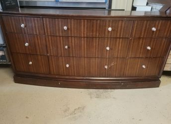 Long dresser