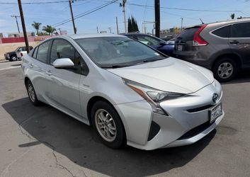 2016 Toyota Prius hybrid GAS SAVER -- GAS IS GETTING MORE EXPENSIVE BUY THIS PRIUS HYBRID GAS _