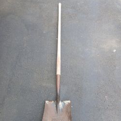 Flat Blade Shovel 