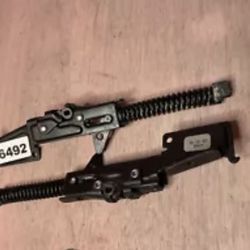 OEM Whirlpool Kenmore Washer Hinges Part# W10594147 W10594148