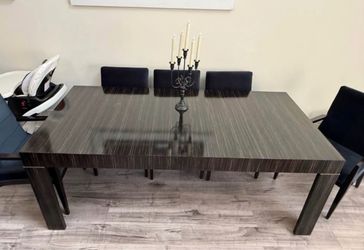 Dark Wood Grain Dining Table with Chairs