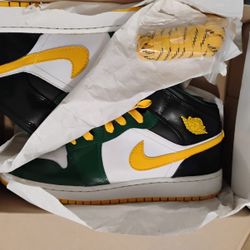 Nike Jordans Youth Size