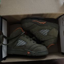 Jordan 5’s size 4c
