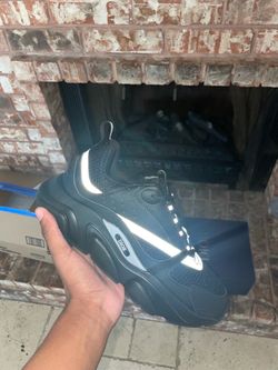 Dior b22 Worn Once With Box