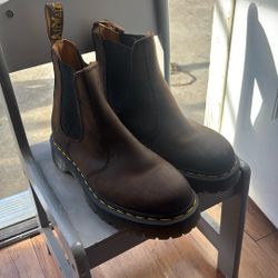 Doc Marten Size 8 In Women 
