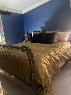 King-size Bondage Bed