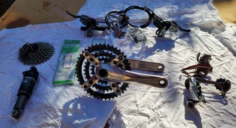 Shimano XTR, Fox Shox, DT Swiss MTB Groupset