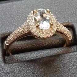 10k Gold Women’s Ring