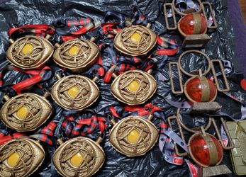 13PC Marvel Dr Strange Light up Eye of Agamotto Sipper water bottle Disneyland Avengers Campus 
