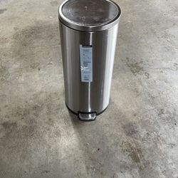 Trash can