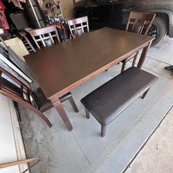 Dining Room Set 