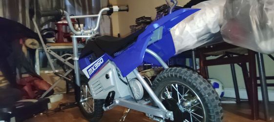 Razor mx350 mini dirtbike that i don't want bc I'm too big for it