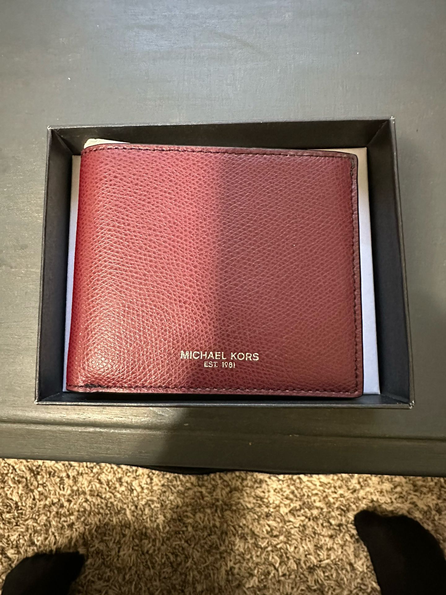 Michael Kors Wallet (NEW)