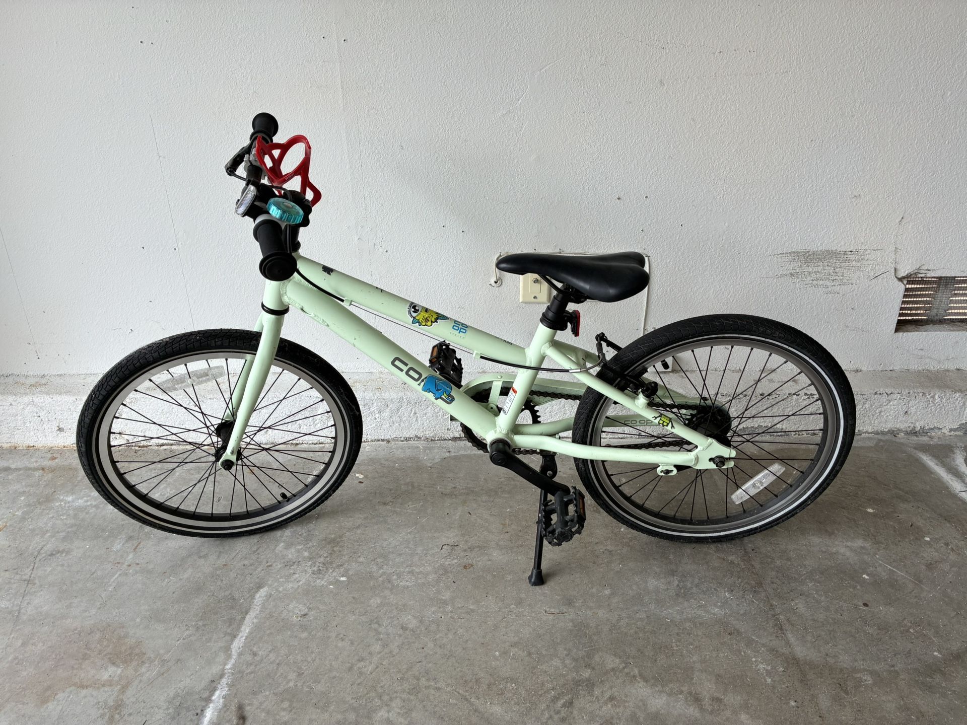 REI Co-op REV 20 Kids Bike