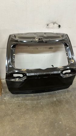 2024 Rav 4 Prime OEM lift gate