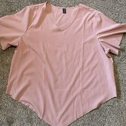 Womens 2x Top With Pointed Front