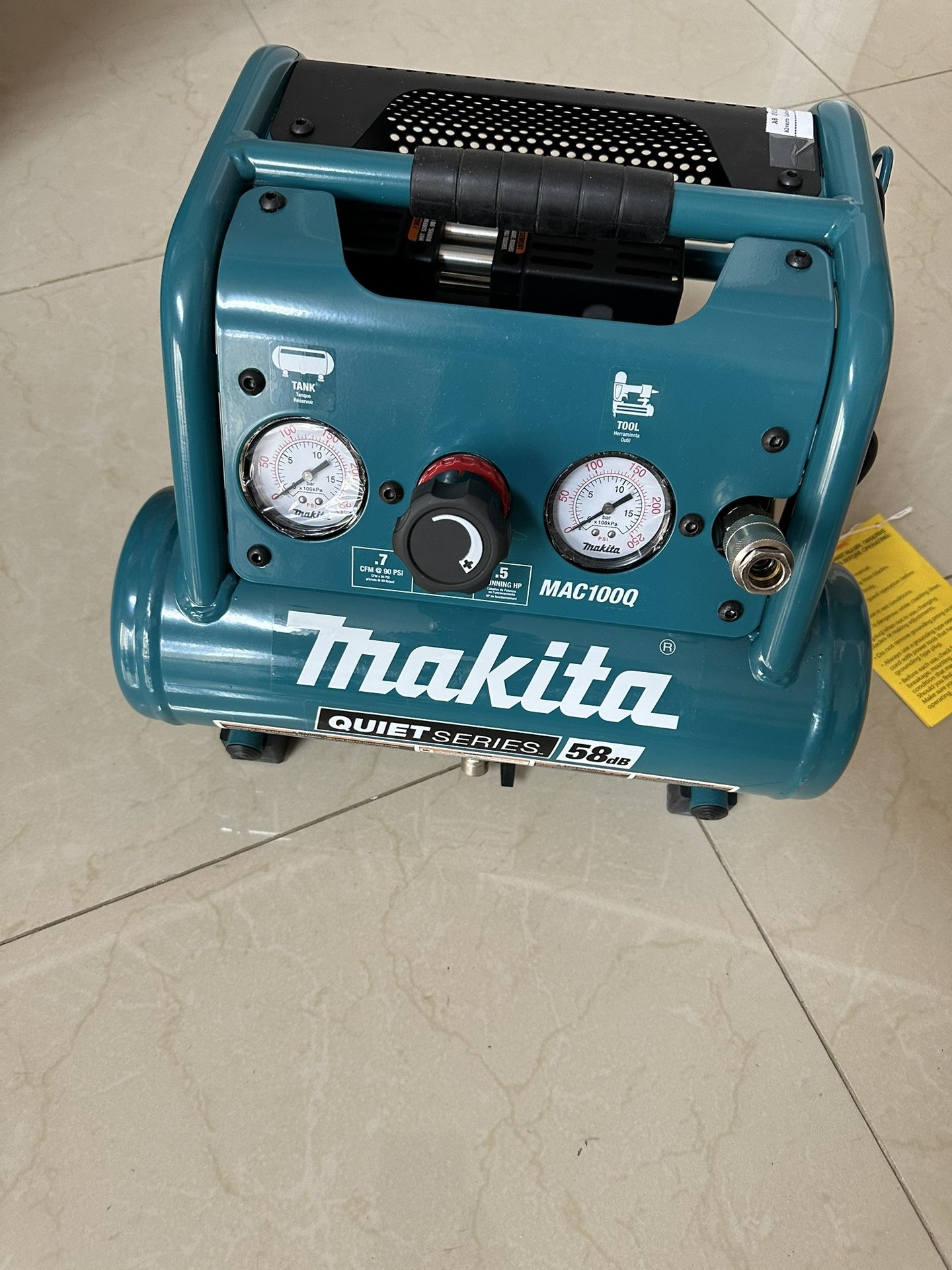 Brand New Makita MAC100Q Quiet Series, 1/2 HP, 1 Gallon Compact, Oil-Free, Electric Air Compressor