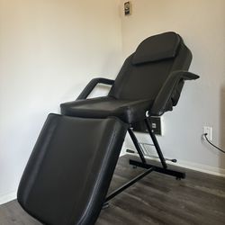 Massage/Beauty Chair