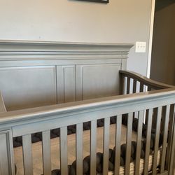 Baby Crib 
