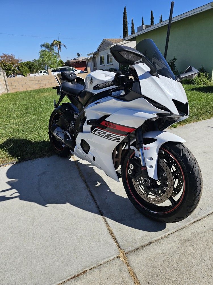 R6