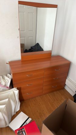 Dresser! Everything must go! Free