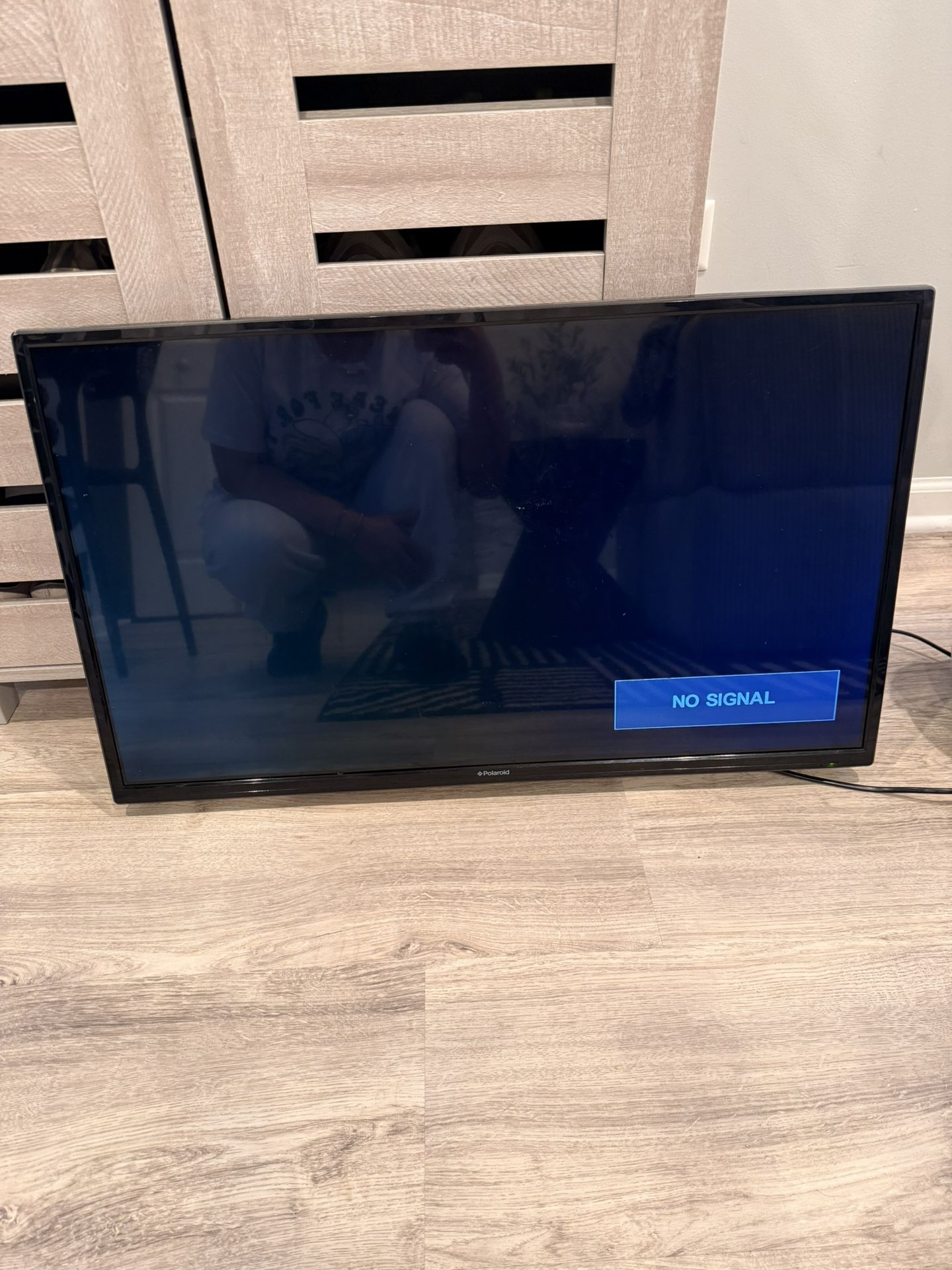 32” HD TV