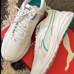 Sale! $75 Size 12 Puma Mercedes Shoes