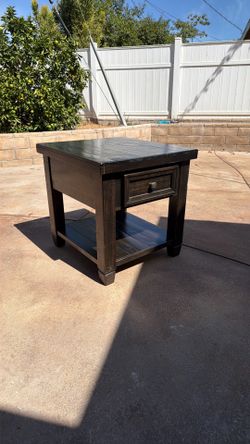 End table