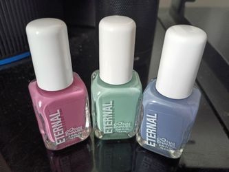 Pastel Nail Polishes