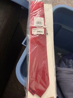 Apt 9 red tie with tie stay